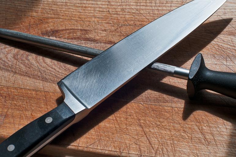 The All-in-One Guide to the Best Electric Knife Sharpener